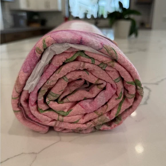 NWT Hurley x LoveShackFancy Reversible Beach Towel – Pink & Blue - Picture 6 of 9